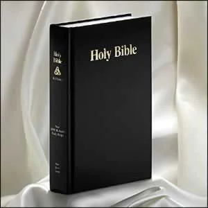 NKJV Gift Bible with Finley Helps (Black)